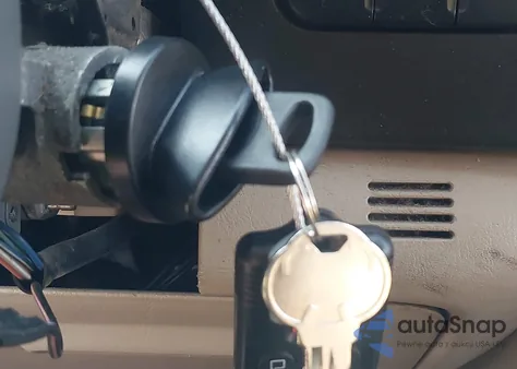 2005 Ford F-250 Lariat/Xl/Xlt из США, поврежденный, VIN 1FTSW21P15ED32103